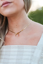 Load image into Gallery viewer, Kaxi Choker Bow Necklace
