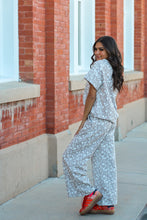 Load image into Gallery viewer, Olivia Floral Pants