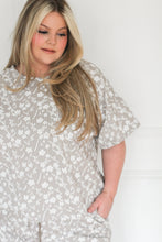 Load image into Gallery viewer, Olivia Top