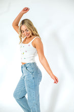 Load image into Gallery viewer, Bryant Boyfriend Jeans
