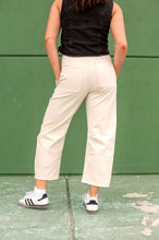 Load image into Gallery viewer, Cream Barrel Jeans