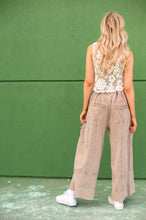 Load image into Gallery viewer, Blakely Wide Leg Cargo Sweatpants