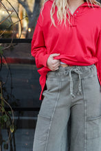 Load image into Gallery viewer, Blakely Wide Leg Cargo Sweatpants in Grey