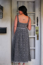 Load image into Gallery viewer, The Clara Dress