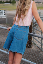 Load image into Gallery viewer, Scallop Denim Shorts