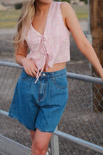 Load image into Gallery viewer, Scallop Denim Shorts